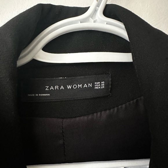 ZARA Black Coat - Picture 2 of 4